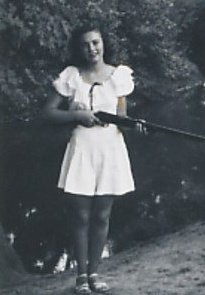 Mom knew how to use that gun, Phyllis Grogan Byers